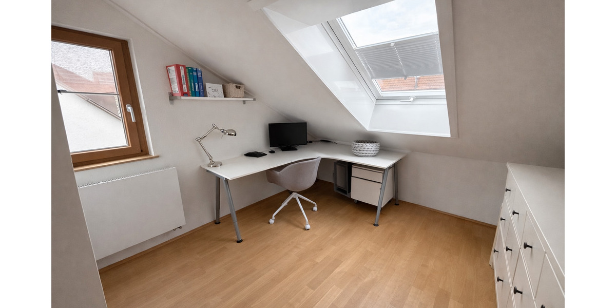 Etagenwohnung Filderstadt Bonlanden - 4 Zimmer, 95 m&sup2;, 1.200&euro; | Angebot:25694267