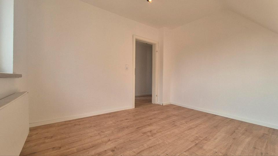 Dachgeschoßwohnung Stuttgart Stuttgart-West - 3 Zimmer, 53 m&sup2;, 1.250&euro; | Angebot:25902068