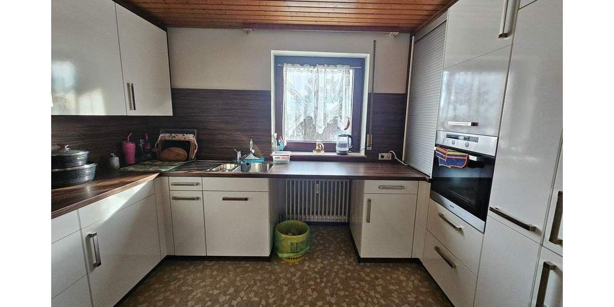 Etagenwohnung Markgröningen - 3 Zimmer, 90 m&sup2;, 275.000&euro; | Angebot:25802210