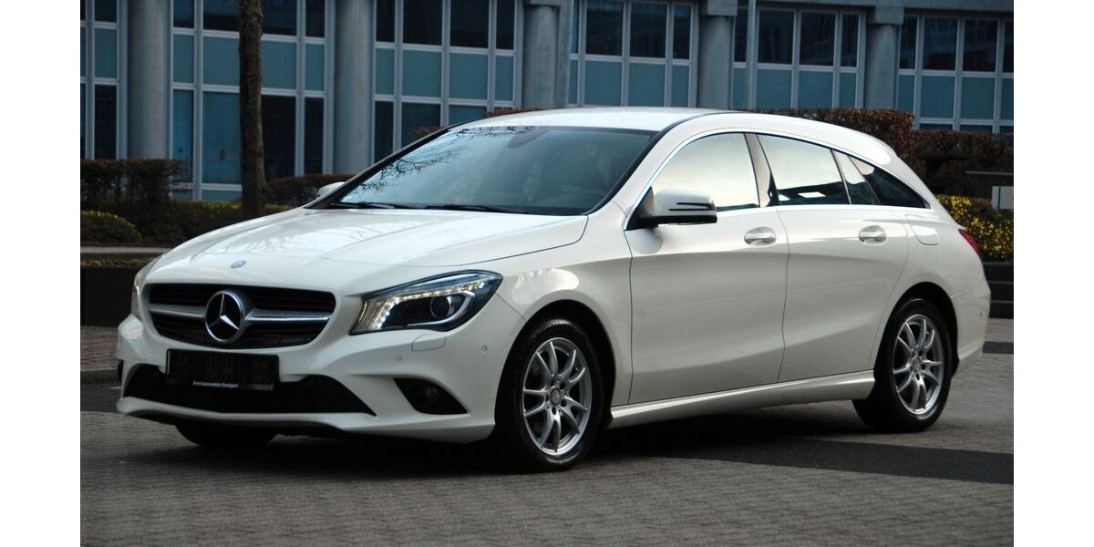 Mercedes-Benz CLA 180 Shooting Brake 176.000 km 12.990 &euro; Stuttgart 70567