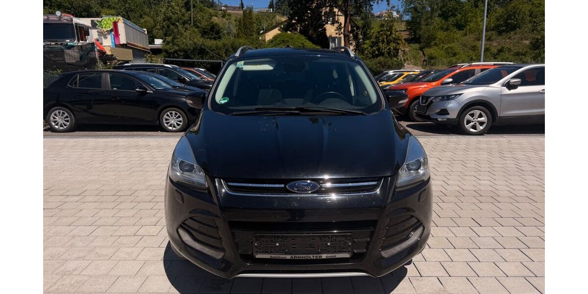 Ford Kuga 164.000 km 8.999 &euro; Stuttgart 70376