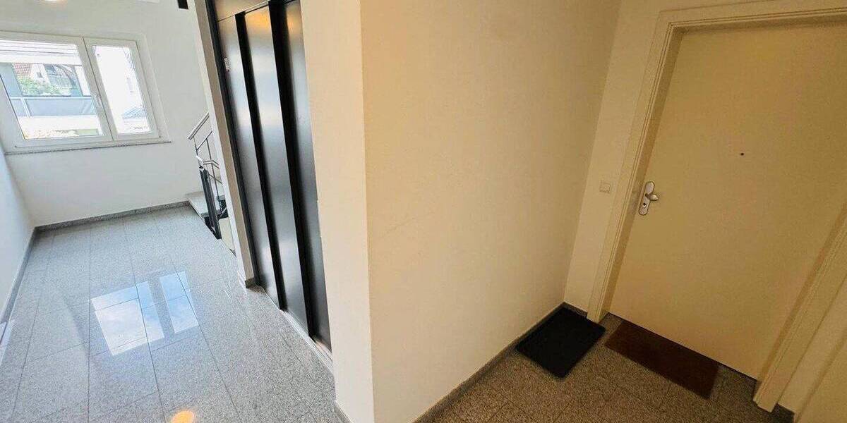 Etagenwohnung Wolfschlugen - 4 Zimmer, 91 m&sup2;, 1.430&euro; | Angebot:26879407