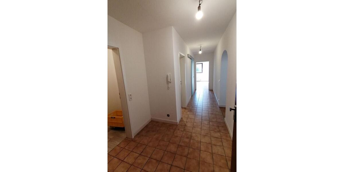 Erdgeschoßwohnung Plochingen - 2.5 Zimmer, 78 m&sup2;, 950&euro; | Angebot:27550009