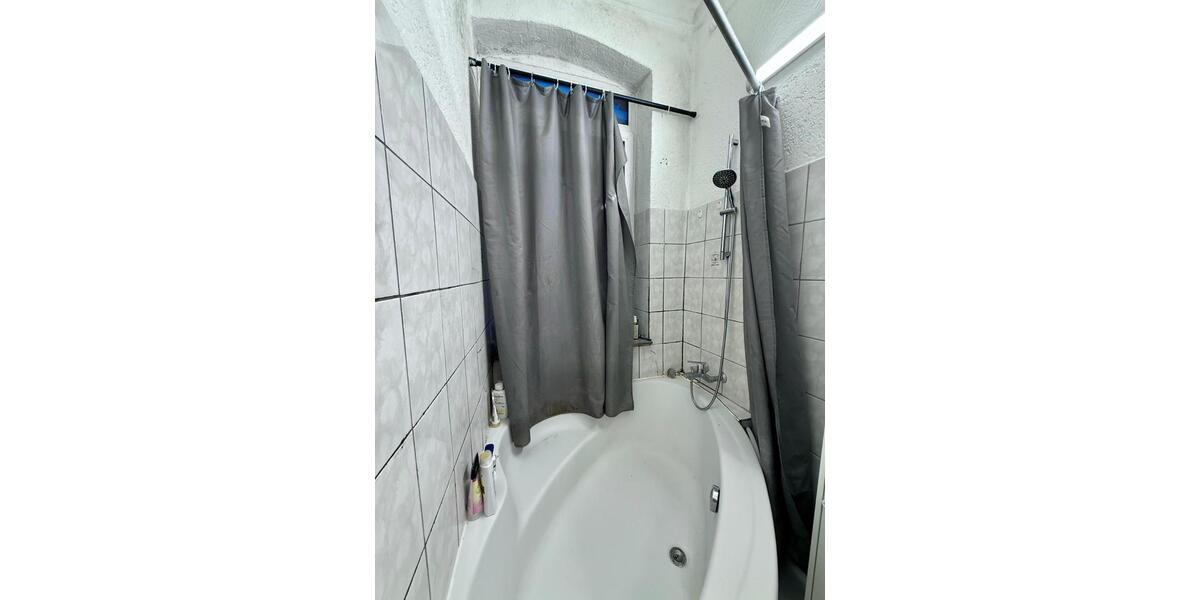 Etagenwohnung Stuttgart Stuttgart-Süd - 6 Zimmer, 130 m&sup2;, 745&euro; | Angebot:26462118