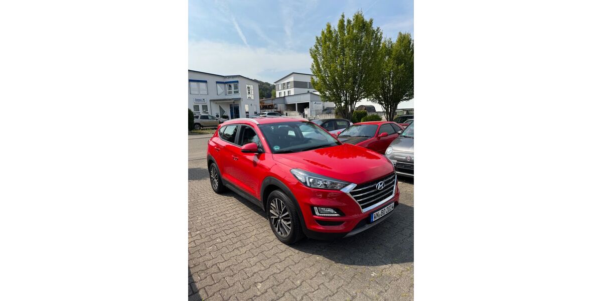 Hyundai TUCSON 93.000 km 17.950 &euro; Sulzbach an der Murr 71560