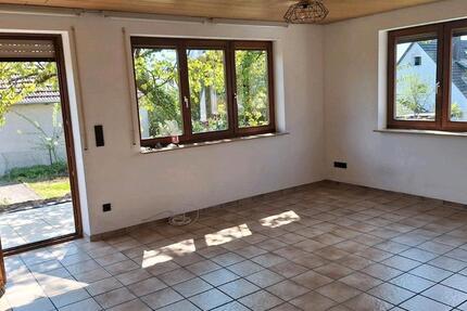 Wohnung Leutenbach - 2 Zimmer, 66 m&sup2;, 700&euro; | Angebot:26224730