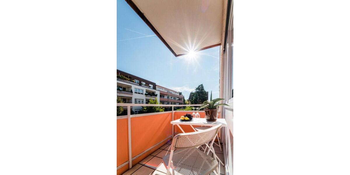 Etagenwohnung Stuttgart Luginsland - 1 Zimmer, 32 m&sup2;, 1.200&euro; | Angebot:25840397