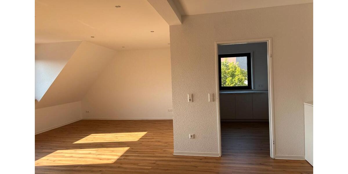 Dachgeschoßwohnung Bönnigheim - 2 Zimmer, 67 m&sup2;, 875&euro; | Angebot:27589370