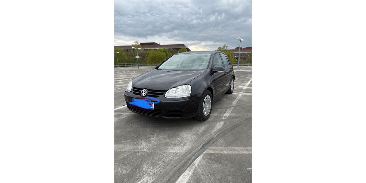 VW Golf 128.000 km 2.950 &euro; Maichingen 71069