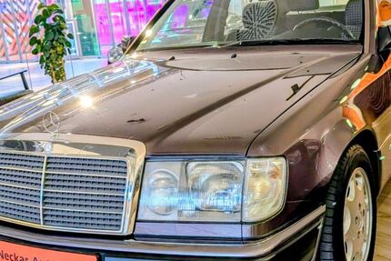 Mercedes-Benz 230 239.300 km 10.490 &euro; Esslingen am Neckar 73733