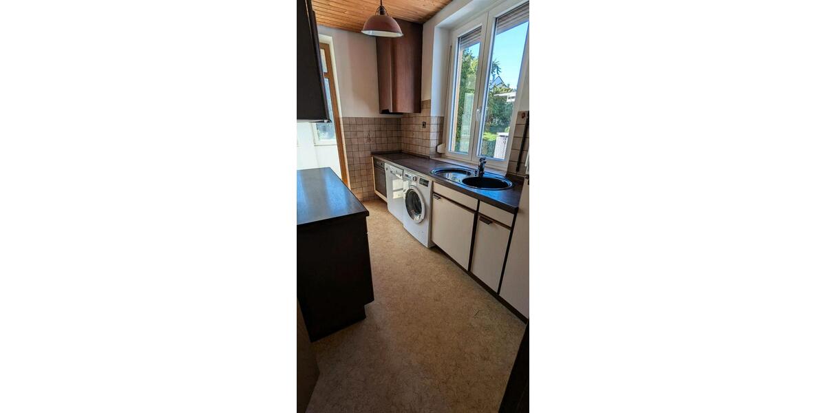 Etagenwohnung Stuttgart Hedelfingen - 4 Zimmer, 100 m&sup2;, 1.300&euro; | Angebot:27534757