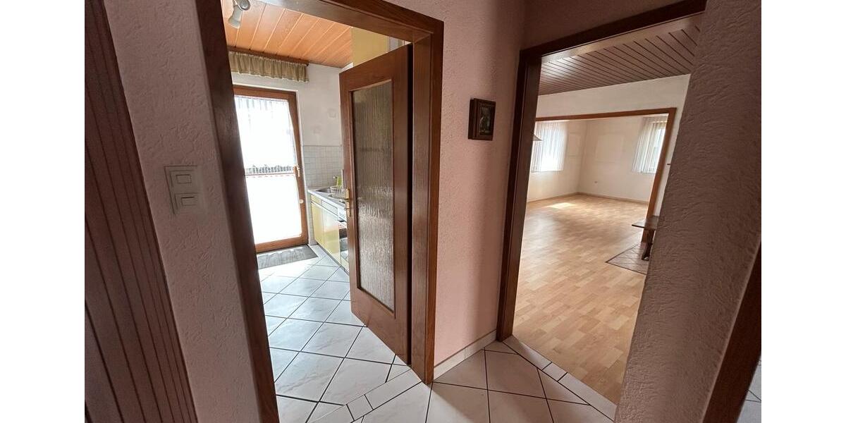 Doppelhaushälfte Remshalden - 7 Zimmer, 115 m&sup2;, 349.000&euro; | Angebot:26610988