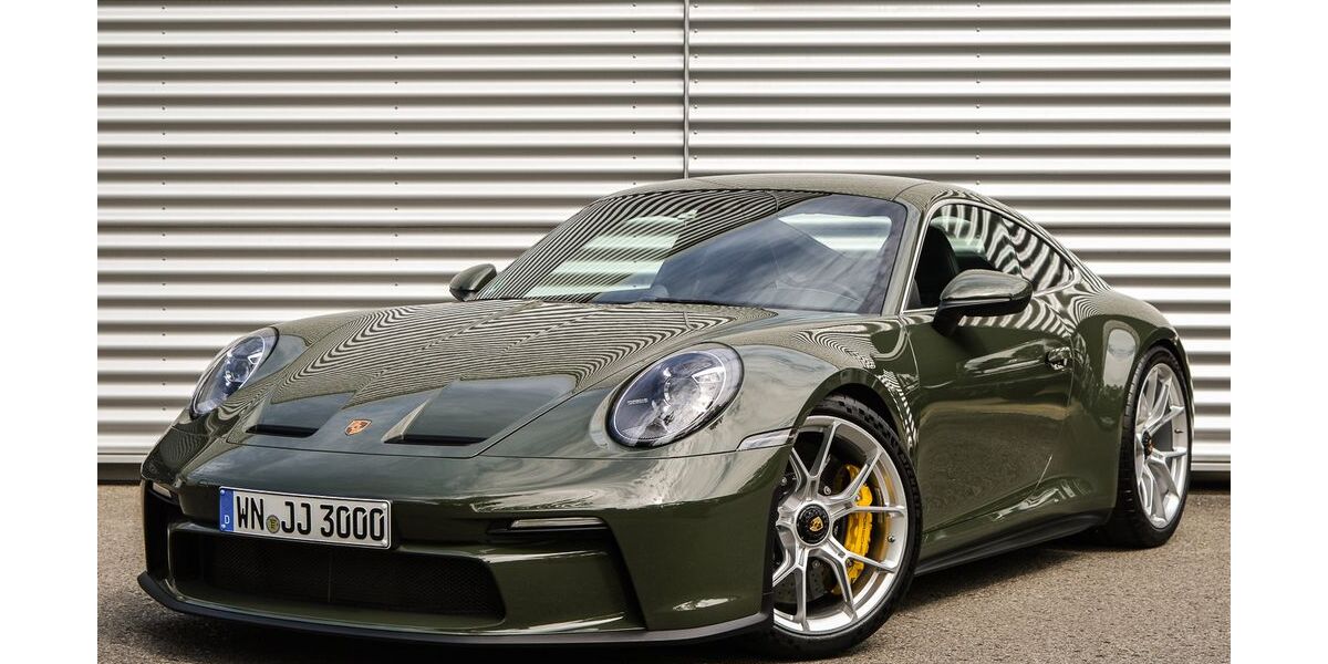 Porsche 992 32.850 km 207.800 &euro; Weinstadt 71384