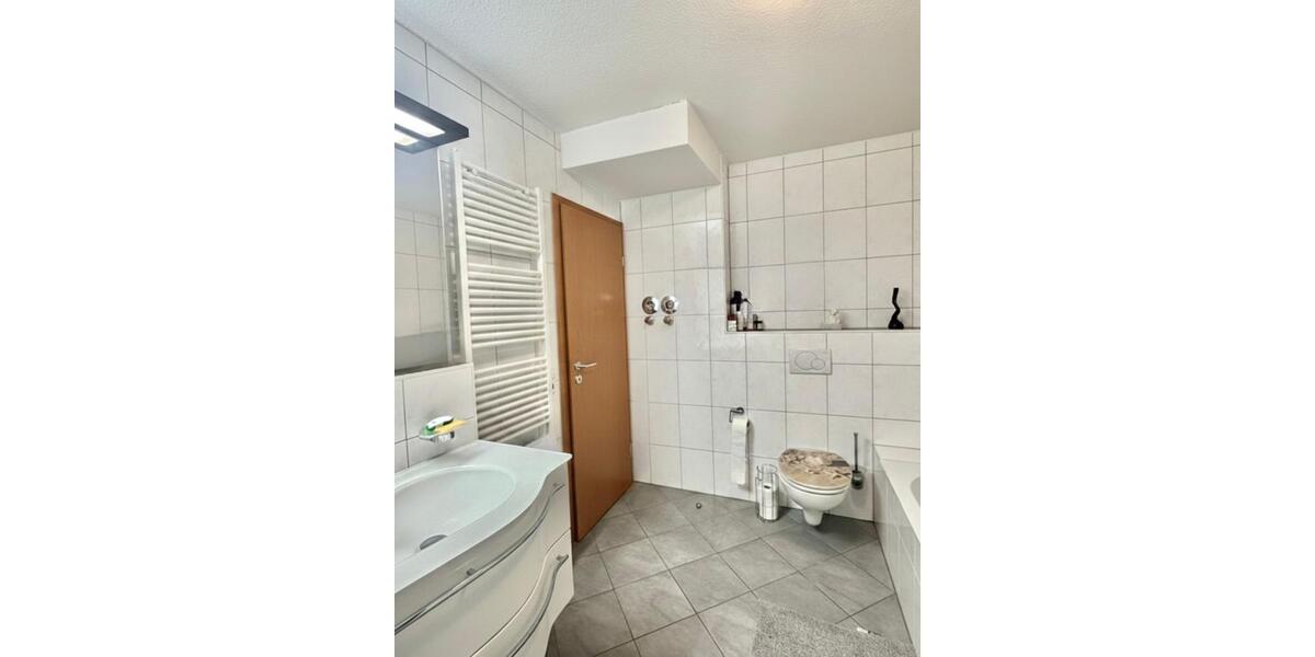 Etagenwohnung Korntal-Münchingen Münchingen - 4 Zimmer, 109 m&sup2;, 1.680&euro; | Angebot:26460103