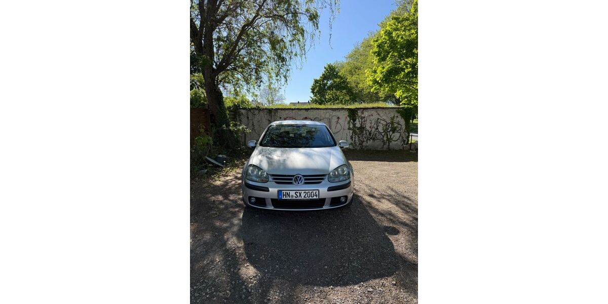 VW Golf 256.000 km 2.600 &euro; Heilbronn 74078