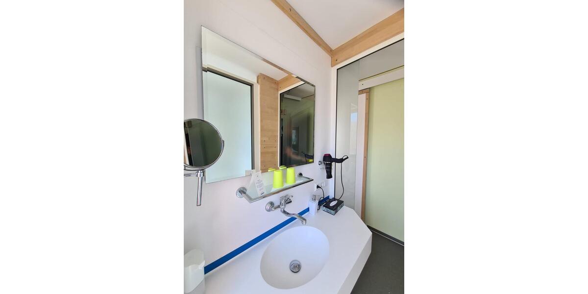 Etagenwohnung Stuttgart Stuttgart-Mitte - 1 Zimmer, 27 m&sup2;, 800&euro; | Angebot:27576619