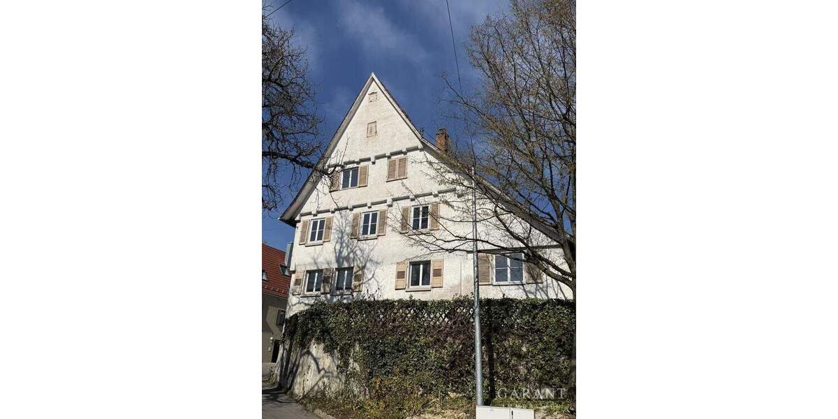 Mehrfamilienhaus, Wohnhaus Fellbach Schmiden - 8 Zimmer, 129 m&sup2;, 280.000&euro; | Angebot:25899894