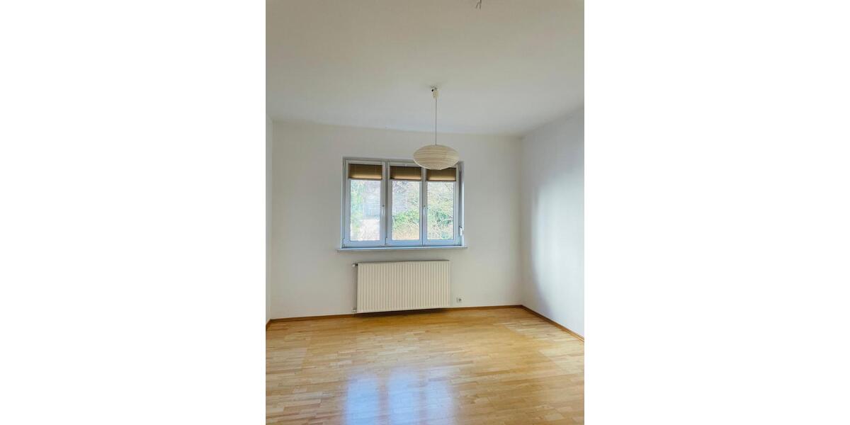 Etagenwohnung Stuttgart Stuttgart-Nord - 3 Zimmer, 80 m&sup2;, 1.450&euro; | Angebot:25281335