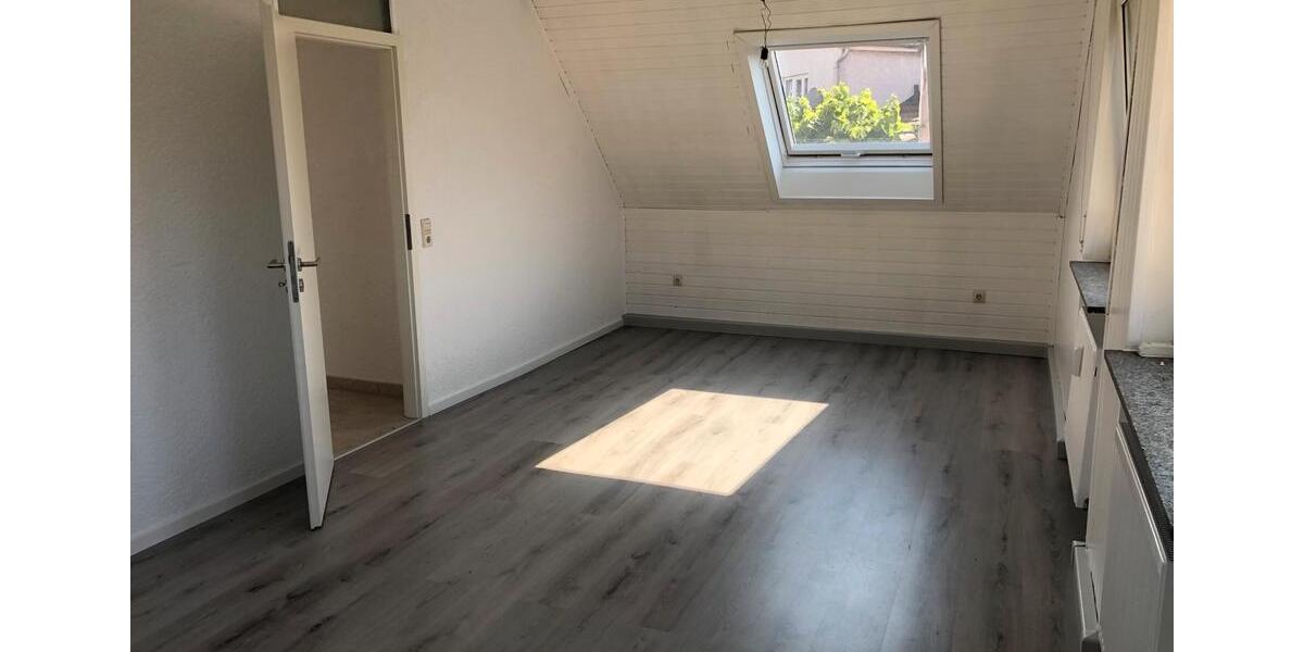 Dachgeschoßwohnung Bietigheim-Bissingen Bissingen - 3 Zimmer, 60 m&sup2;, 930&euro; | Angebot:27565734