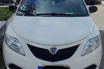 Lancia Ypsilon 62.000 km 6.500 &euro; Remseck am Neckar 71686