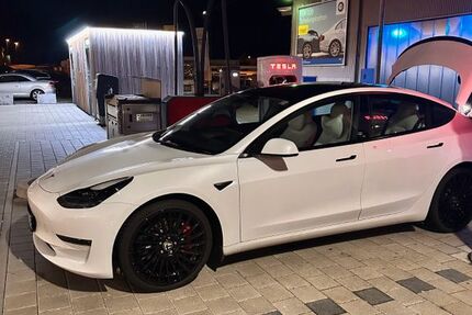 Tesla Model 3 79.500 km 28.300 &euro; Magstadt 71106