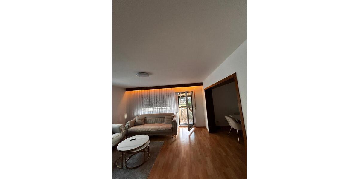 Etagenwohnung Sindelfingen Darmsheim - 3.5 Zimmer, 104 m&sup2;, 1.700&euro; | Angebot:25408362