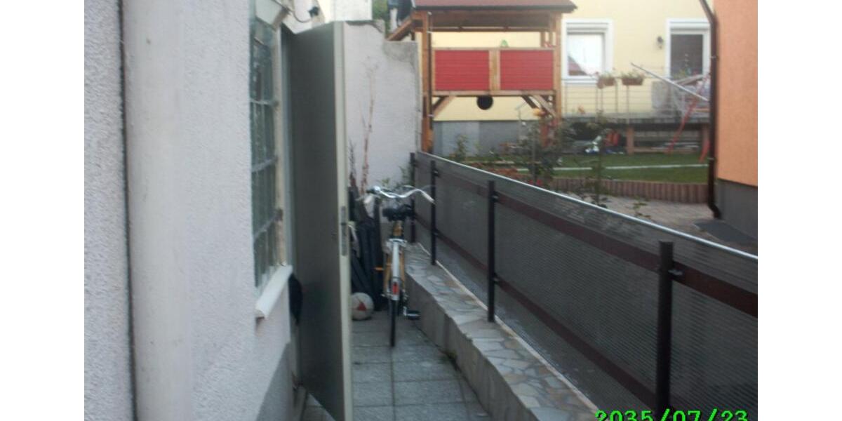 Etagenwohnung Stuttgart Zuffenhausen - 3.5 Zimmer, 90 m&sup2;, 1.090&euro; | Angebot:25860229