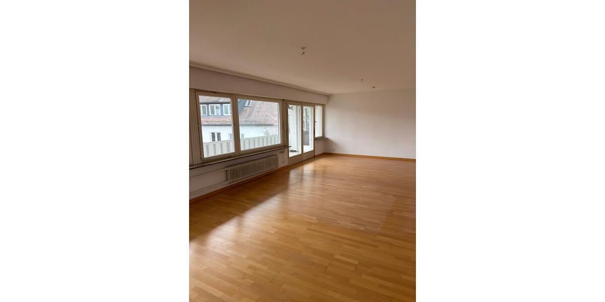 Etagenwohnung Stuttgart Stuttgart-Ost - 3.5 Zimmer, 122 m&sup2;, 1.600&euro; | Angebot:25781834