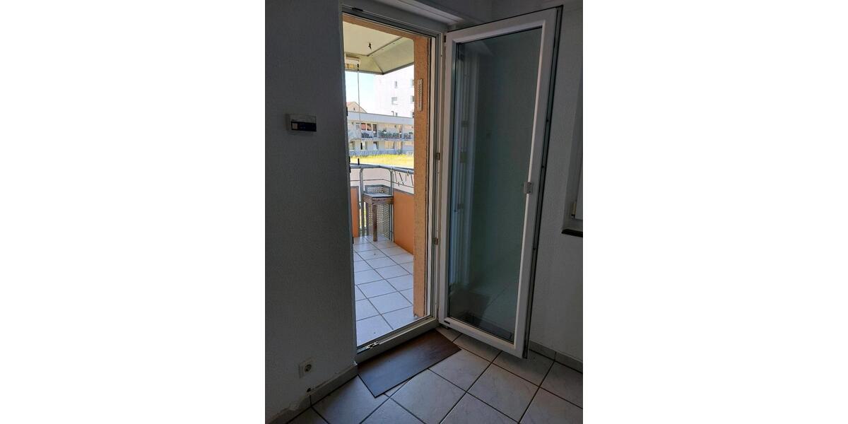 Etagenwohnung Esslingen am Neckar Pliensauvorstadt - 3 Zimmer, 57 m&sup2;, 219.000&euro; | Angebot:26907655