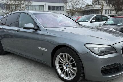 BMW 750 131.561 km 8.999 &euro; Fellbach 70736