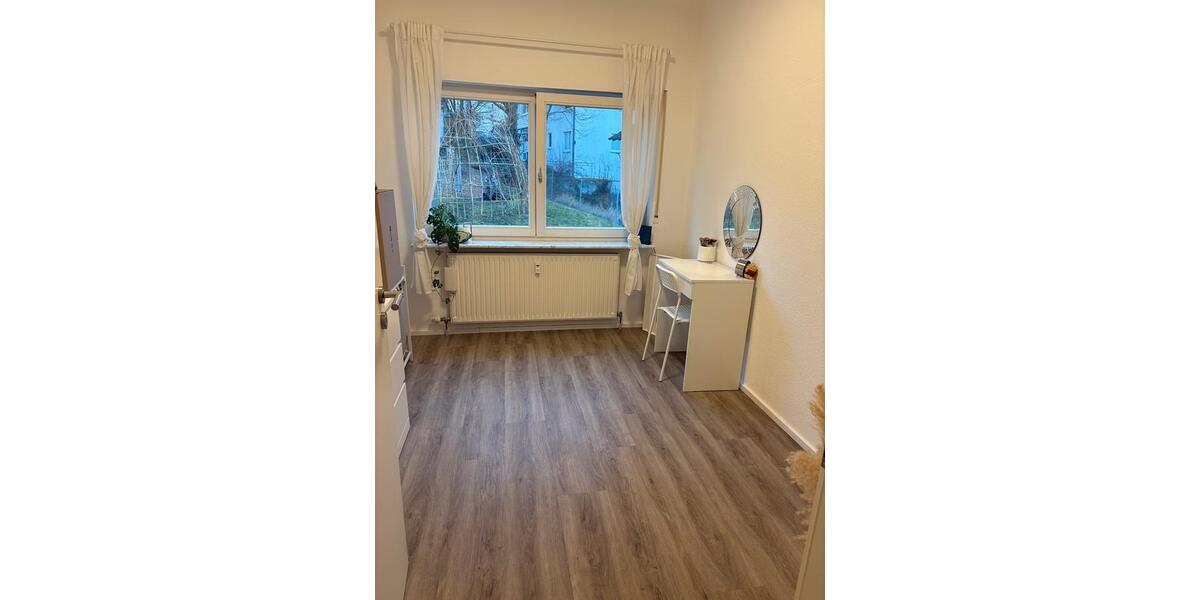 Etagenwohnung Neckarwestheim - 3.5 Zimmer, 76 m&sup2;, 297.500&euro; | Angebot:27166100