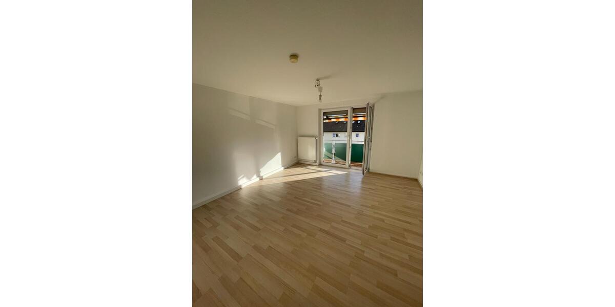 Etagenwohnung Backnang - 3 Zimmer, 61 m&sup2;, 215.000&euro; | Angebot:25838380
