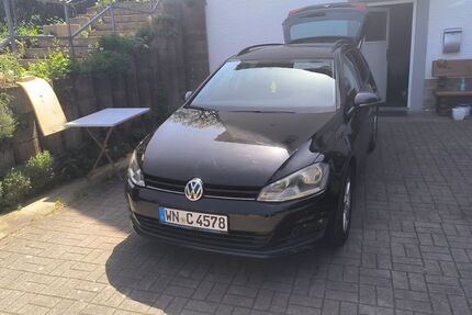 VW Golf 228.000 km 5.500 &euro; Sulzbach an der Murr 71560