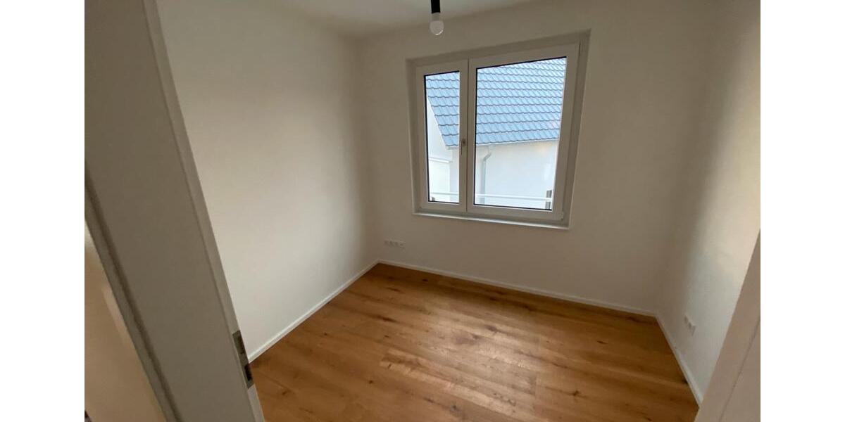 Einfamilienhaus Esslingen am Neckar Hegensberg - 3 Zimmer, 73 m&sup2;, 1.650&euro; | Angebot:25794113