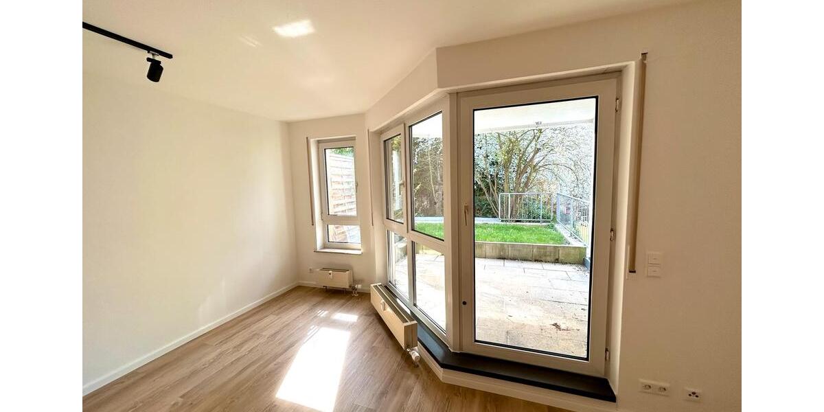 Terrassenwohnung Leonberg - 2 Zimmer, 65 m&sup2;, 1.070&euro; | Angebot:25872102