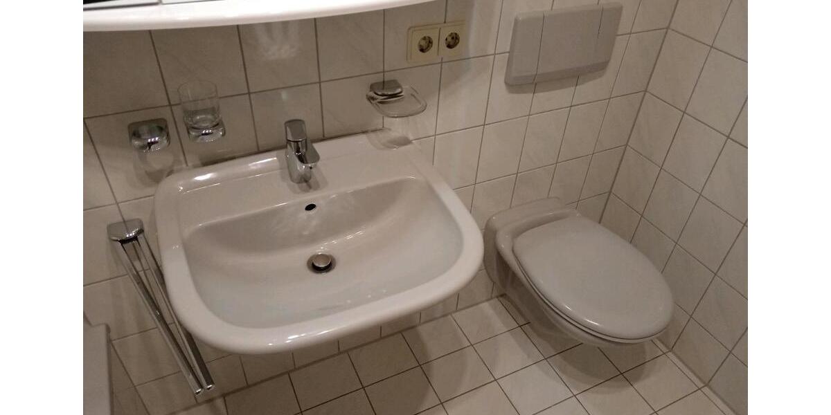 Erdgeschoßwohnung Stuttgart Sillenbuch - 3.5 Zimmer, 75 m&sup2;, 1.050&euro; | Angebot:27574934