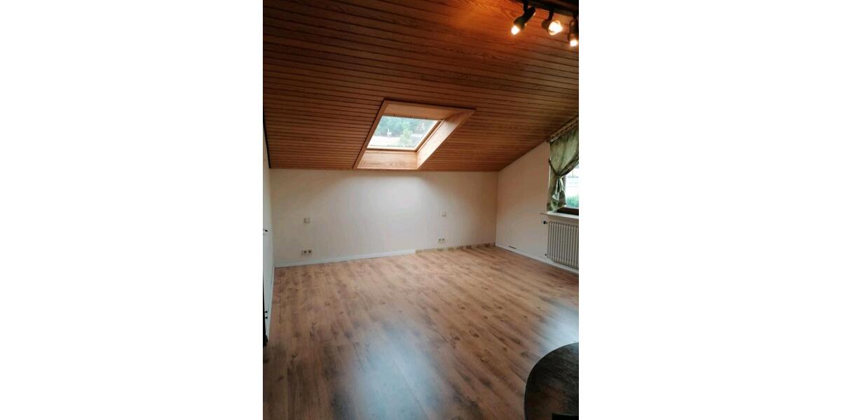 Dachgeschoßwohnung Marbach am Neckar - 2 Zimmer, 63 m&sup2;, 1.040&euro; | Angebot:26197593
