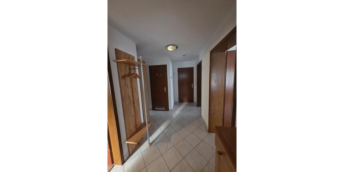 Hochparterre Ludwigsburg Pflugfelden - 3 Zimmer, 74 m&sup2;, 1.100&euro; | Angebot:27545301