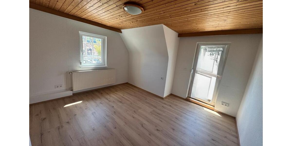 Dachgeschoßwohnung Murrhardt - 2.5 Zimmer, 51 m&sup2;, 930&euro; | Angebot:27542517