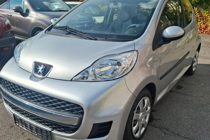 Peugeot 107 152.000 km 1.900 &euro; Stuttgart 70195