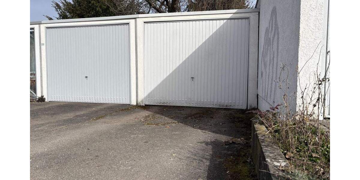 Reihenmittelhaus Böblingen - 5 Zimmer, 141 m&sup2;, 540.000&euro; | Angebot:25802257