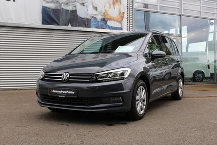 VW Touran 1.900 km 30.890 &euro; Denkendorf 73770