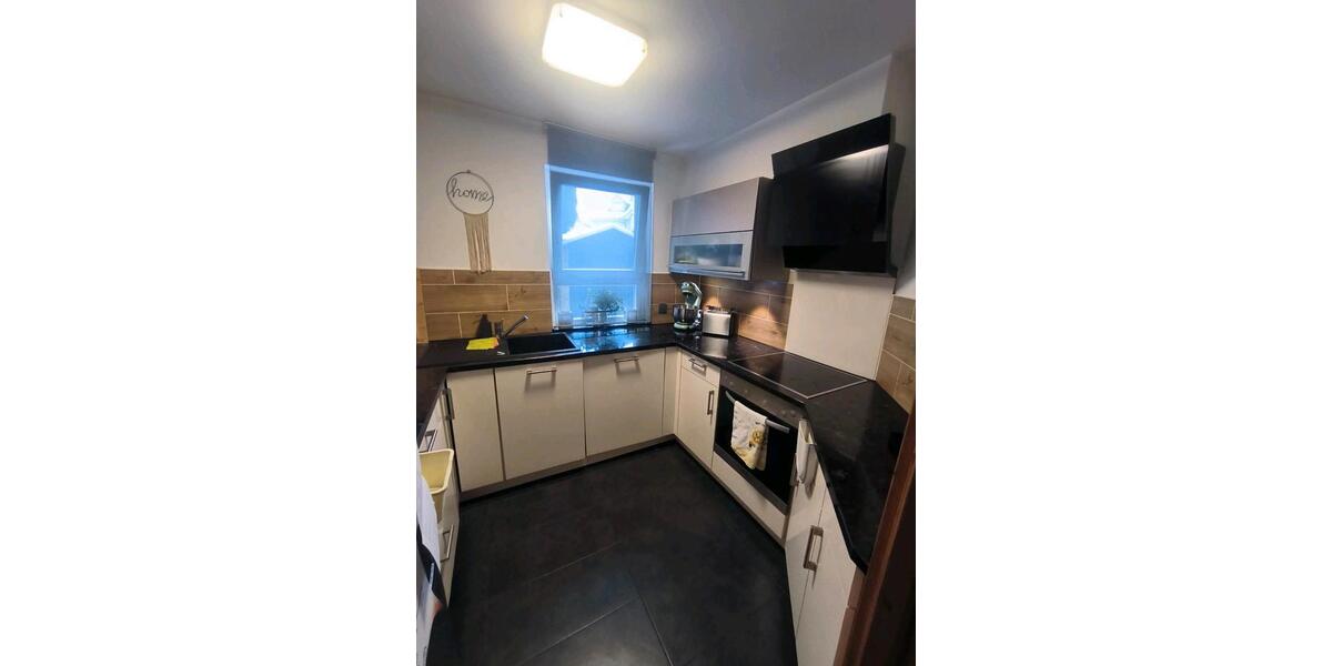 Erdgeschoßwohnung Sachsenheim - 4.5 Zimmer, 88 m&sup2;, 425.000&euro; | Angebot:25561101