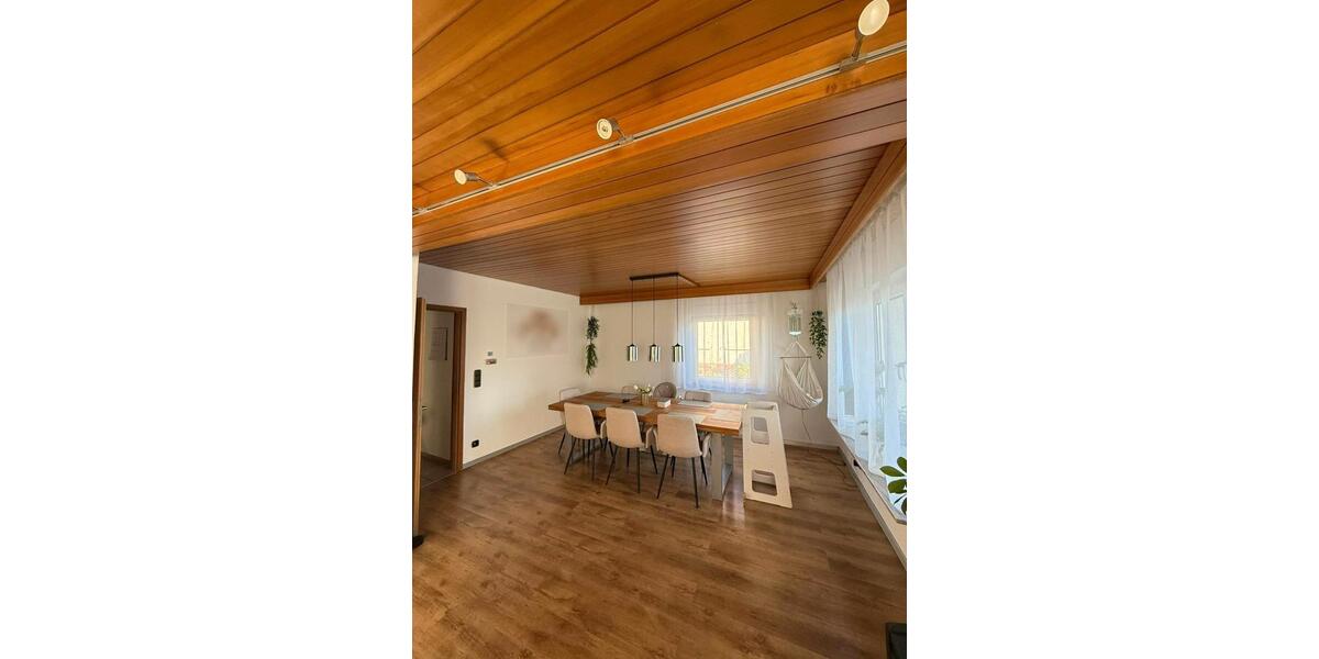 Einfamilienhaus Neckarwestheim - 6 Zimmer, 216 m&sup2;, 699.000&euro; | Angebot:26976409