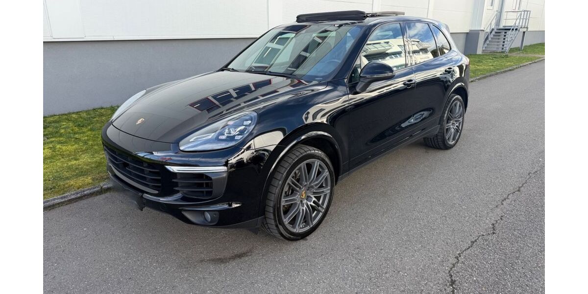 Porsche Cayenne 160.000 km 36.400 &euro; Sindelfingen 71069