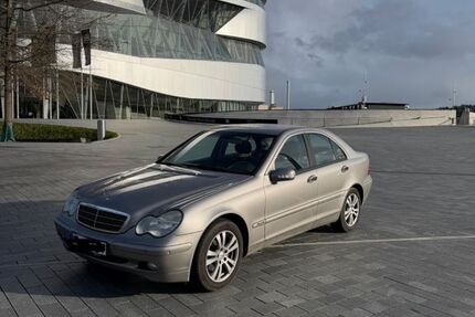 Mercedes-Benz C 180 99.300 km 6.100 &euro; Kernen im Remstal 71394