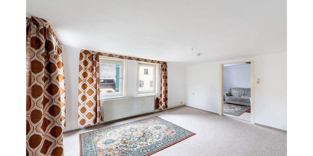 Einfamilienhaus Oberriexingen - 7 Zimmer, 178 m&sup2;, 195.000&euro; | Angebot:25698023