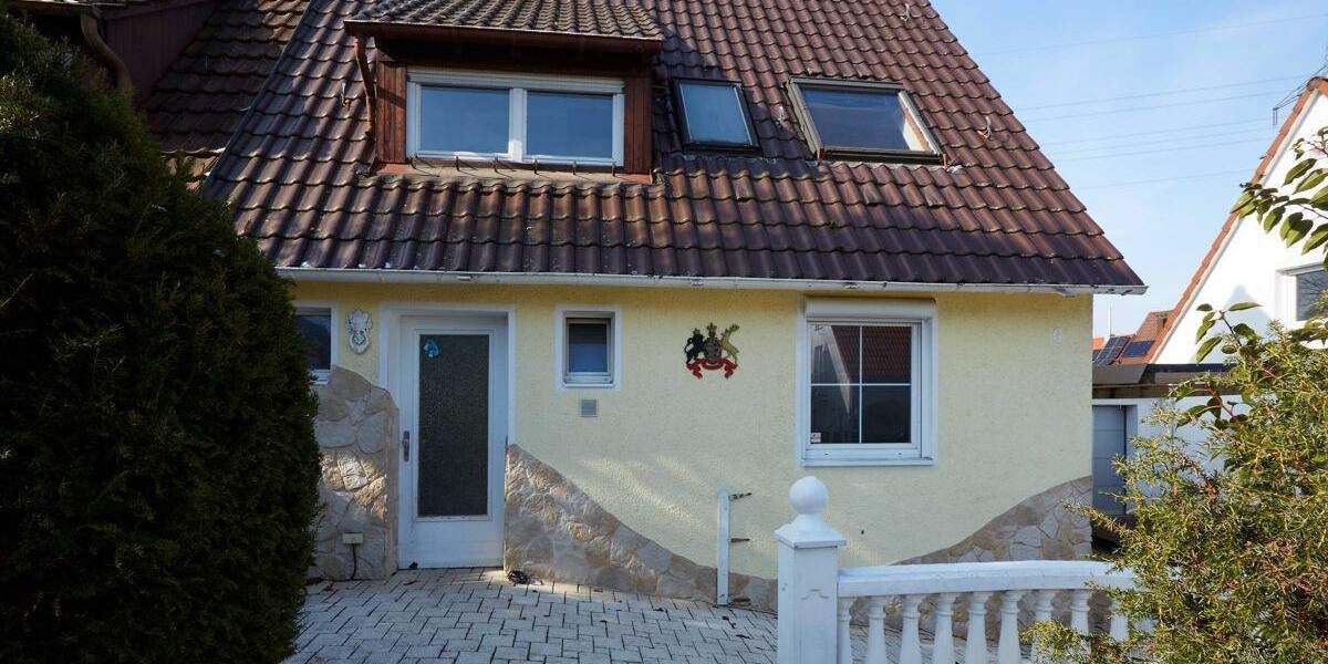 Doppelhaushälfte Stuttgart Rot - 4 Zimmer, 100 m&sup2;, 590.000&euro; | Angebot:25744274