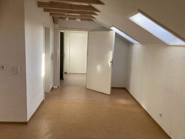 Etagenwohnung Korntal-Münchingen Korntal - 3 Zimmer, 80 m&sup2;, 1.080&euro; | Angebot:25667356