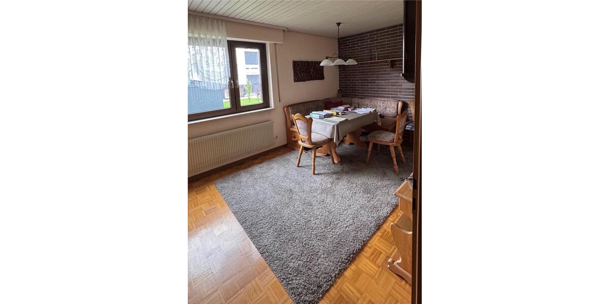 Einfamilienhaus Allmersbach im Tal - 10 Zimmer, 198 m&sup2;, 650.000&euro; | Angebot:26048203